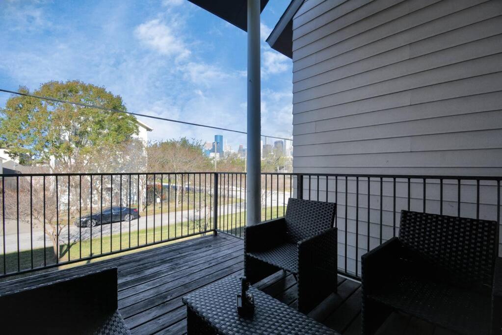 3Br/3.5Ba Three Story East Downtown Townhouse With View Villa Houston Bagian luar foto